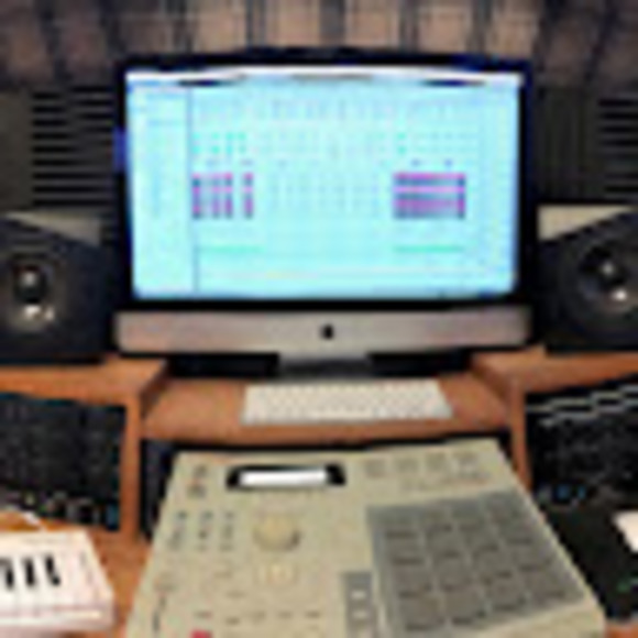 Meet your Posher, Chase - Picture 1 of 1